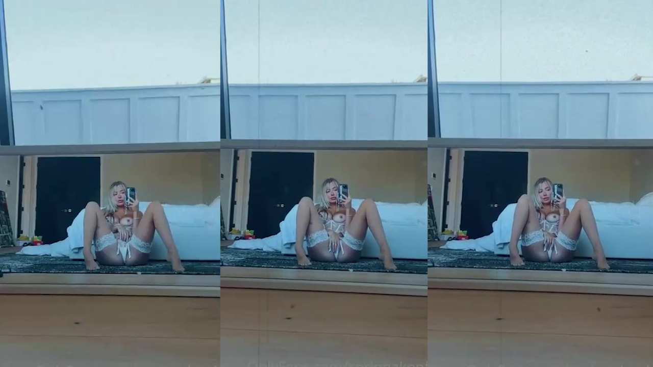 Corinna Kopf Onlyfans s – Masturbate Before Mirror