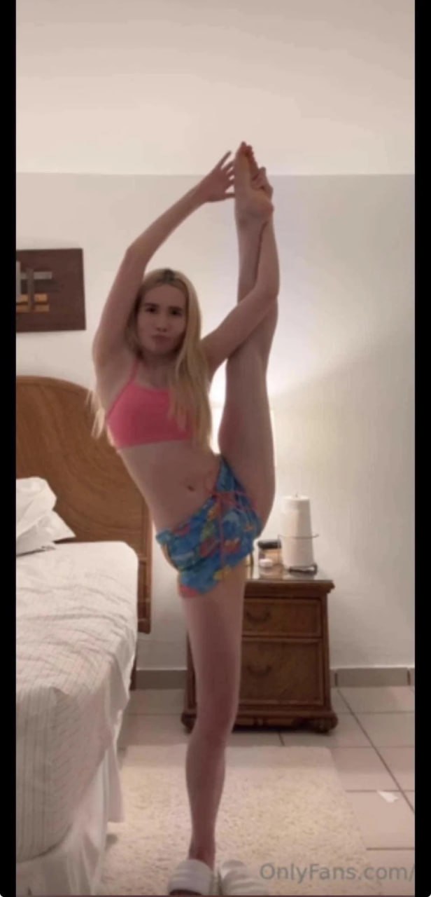 Lil Tay Naked Dance Video